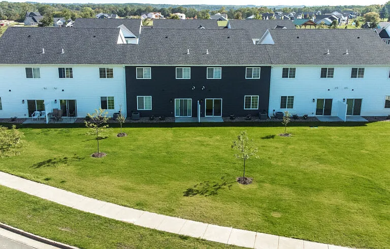 Dawes Place Townhomes — Photo 20