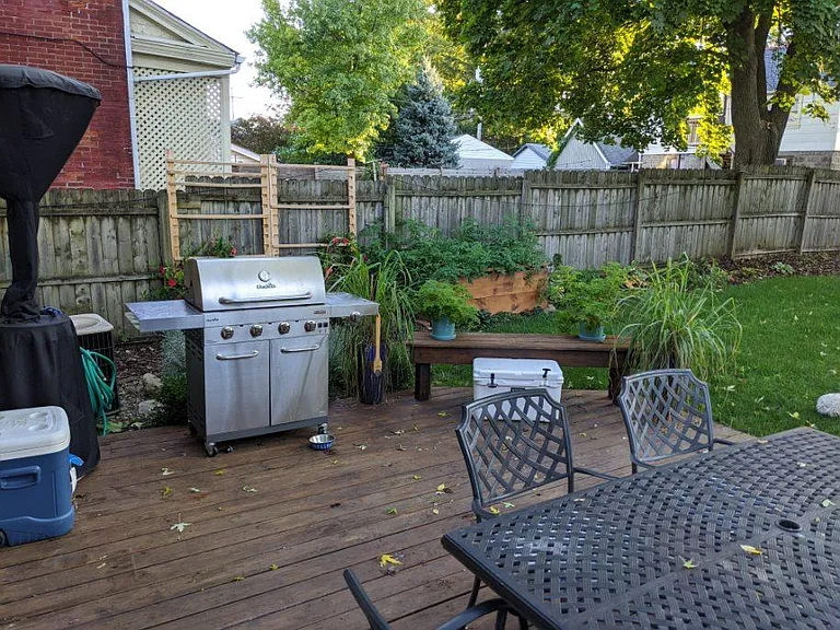 1034 Highland St — Photo 27