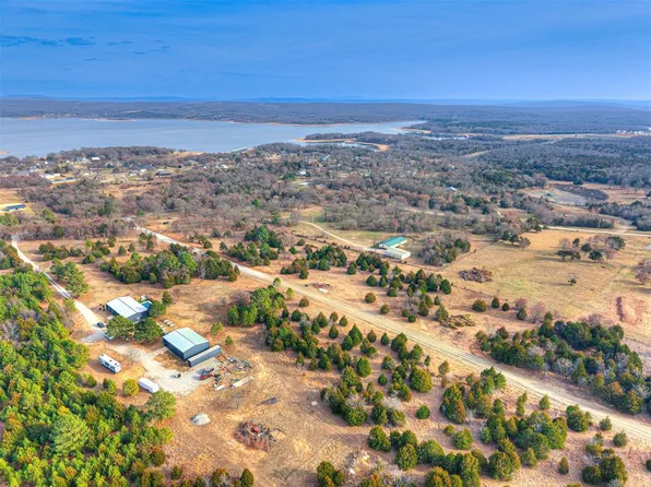 17 Emberlyn Ln, Eufaula, OK 74432