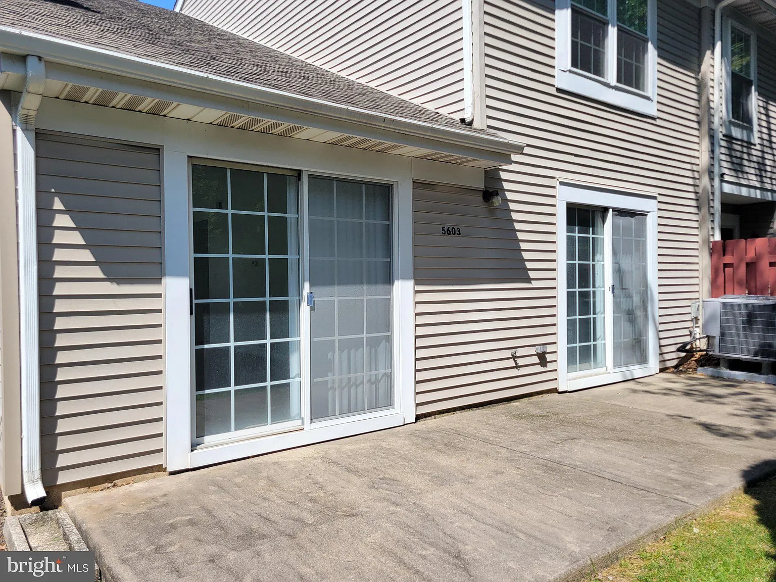 3 bed, 2.5 bath, 1820 sqft, $2,750 — Photo 4