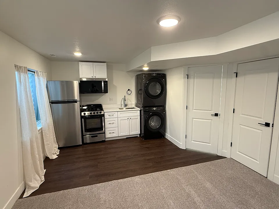 122 E 730 N #2