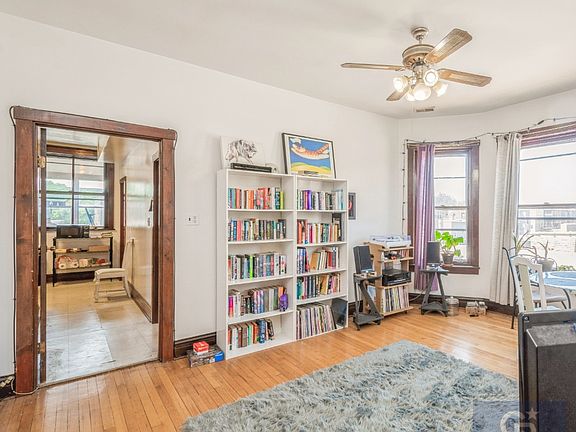 4th image of 1435 W Olive Ave APT 3W