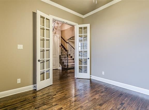 4th image of 8007 Hess Dr