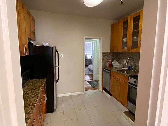 5th image of 7 W 16th St #5