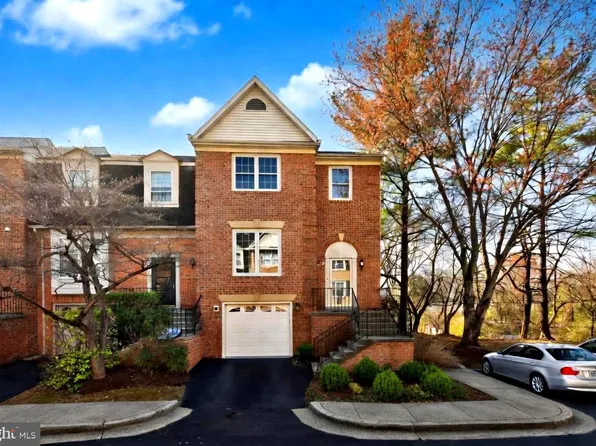 10101 Galsworthy Pl, Bethesda, MD 20817