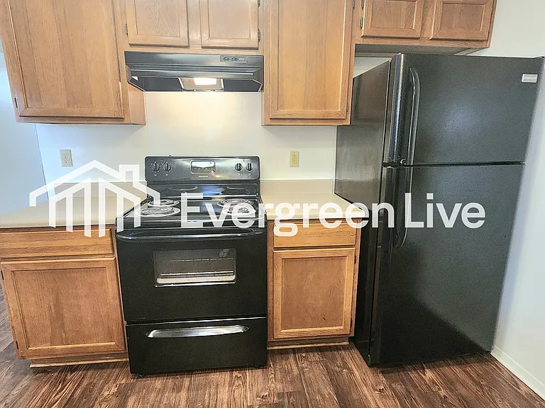 200 Raven Dr — Photo 10