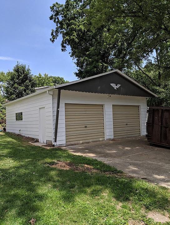 2nd image of 3644 Minnie St