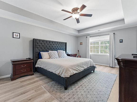 5th image of 2547 Bridlewood Dr