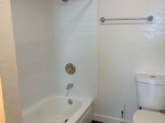 5th image of 881 30th St #875