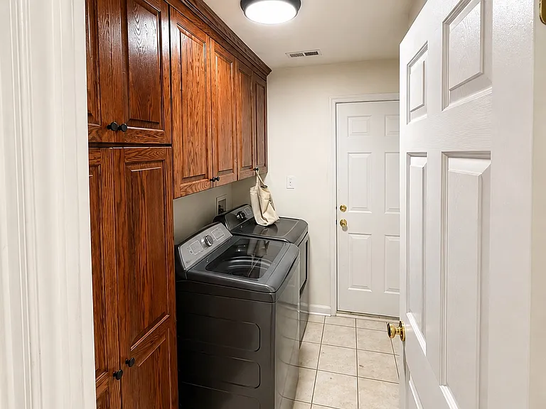 205 Lynnwood Gold Ct — Photo 6