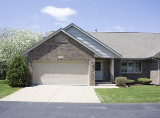 831 Croatian Ct, Sycamore, IL 60178