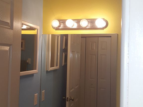 3rd image of 12701 Eden Ave