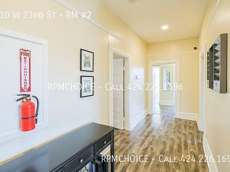 910 W 23rd St #2 — Photo 13