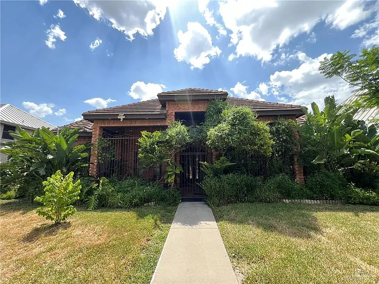 500 S Woodland Dr — Photo 1