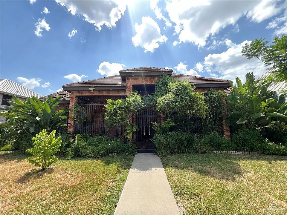 1st image of 500 S Woodland Dr