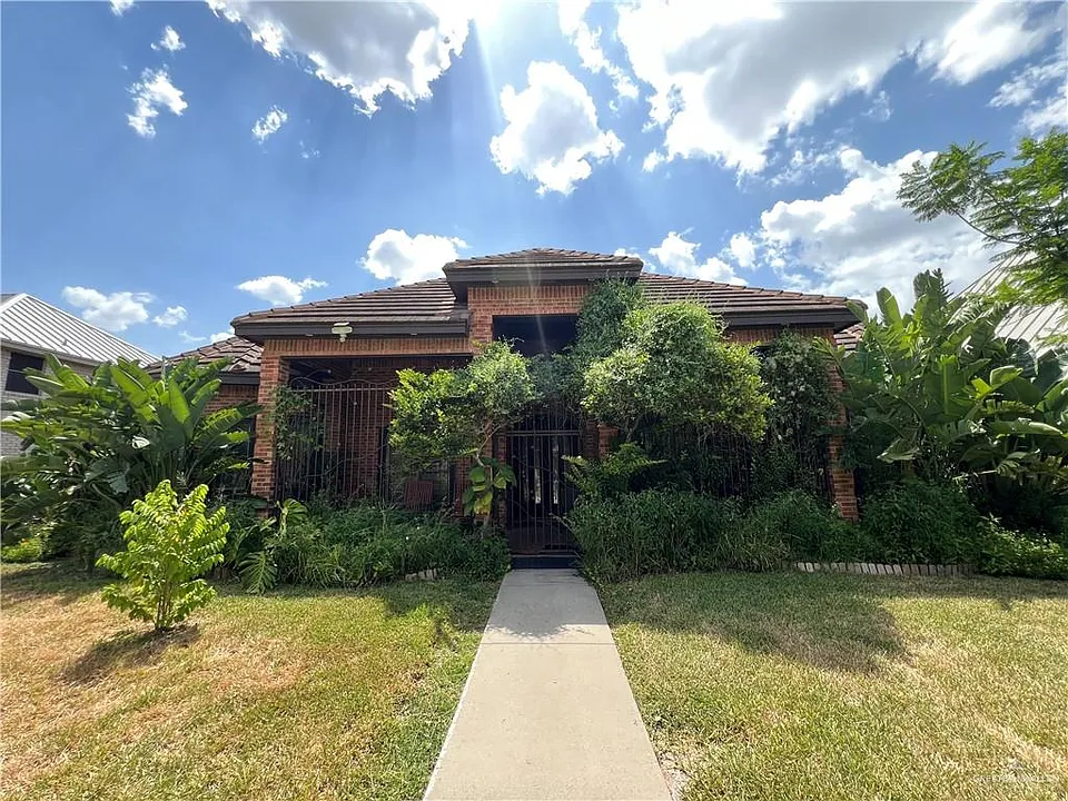 500 S Woodland Dr