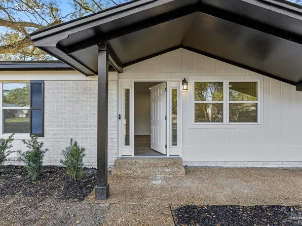 2611 Green Bay Ave, Pensacola, FL 32526