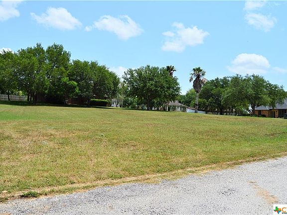 4th image of 27 Park Place Dr