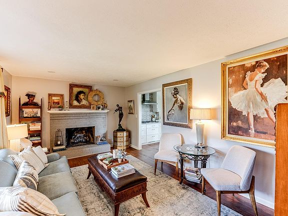 4th image of 106 Watkins Pl