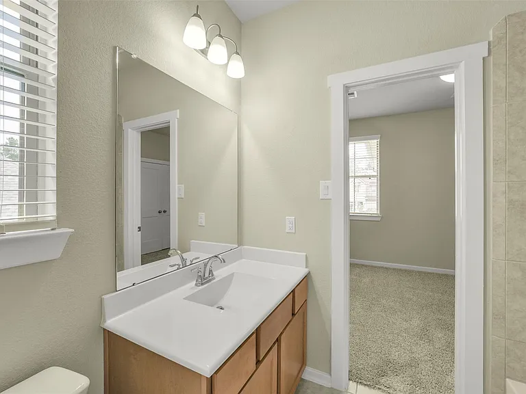323 N Spotted Fern Dr — Photo 28