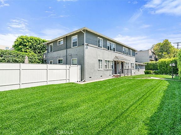 5th image of 13573 Moorpark St