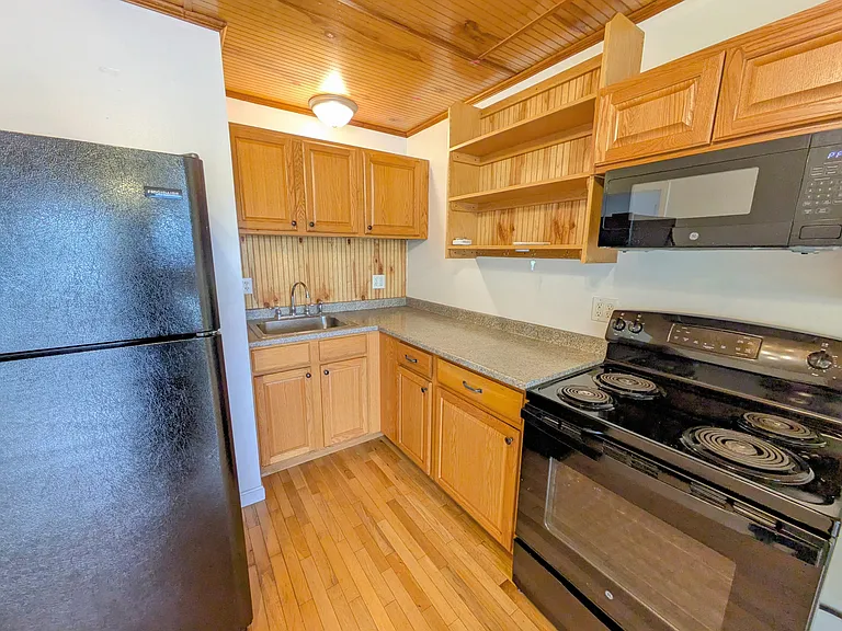 30 Dam Rd #2 — Photo 3