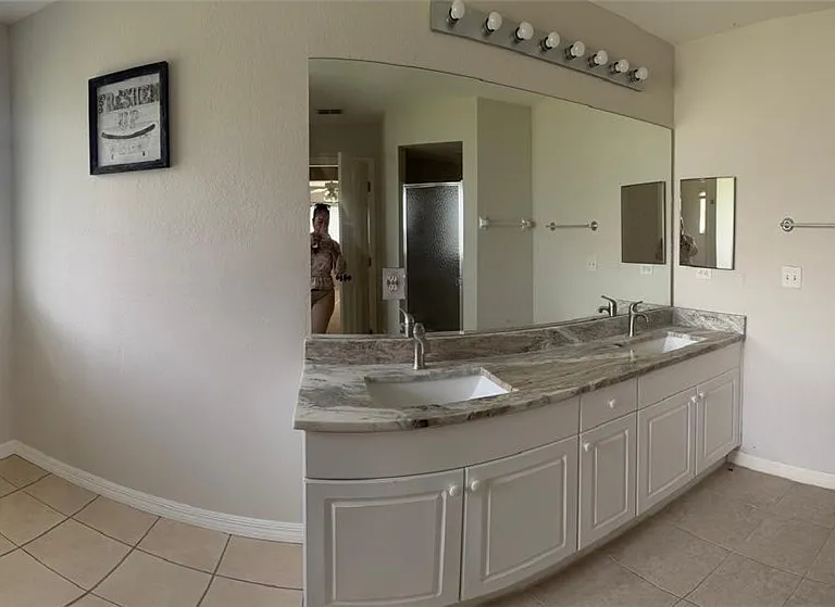 2227 SW 5th Ave — Photo 15