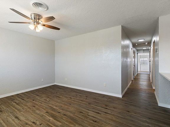 3rd image of 3303 SW Salinas Dr