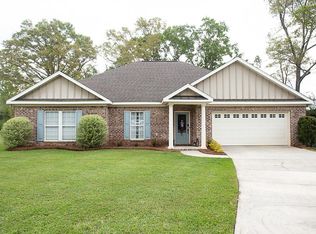 823 Pepperridge Rd, Dothan, AL 36301