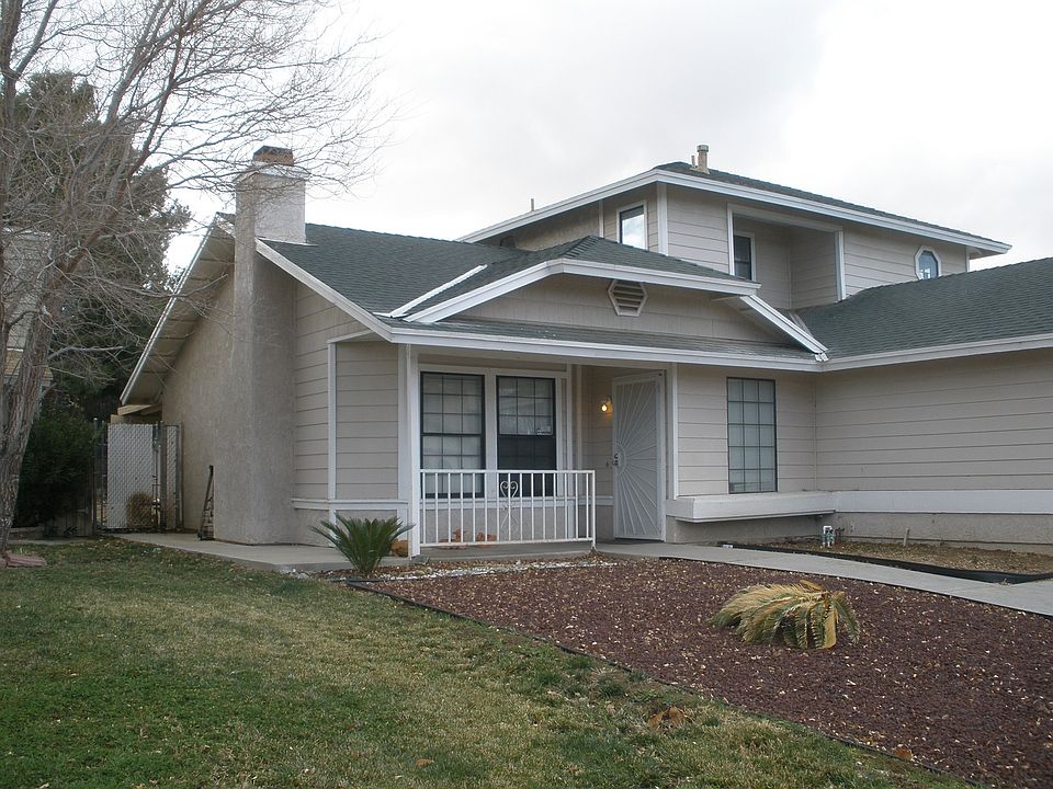 2nd image of 1246 W Avenue H1