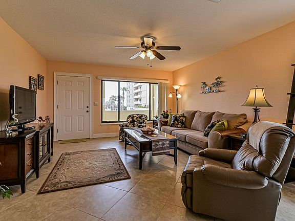 4th image of 3764 S Atlantic Ave #10