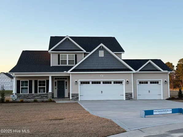 2825 Palamino Way, Grimesland, NC 27837