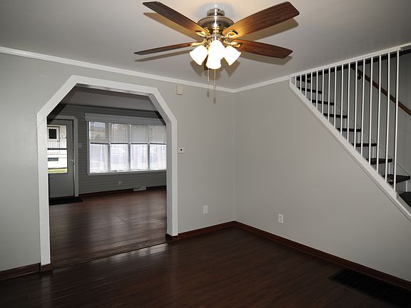 5th image of 375 Elm Ave