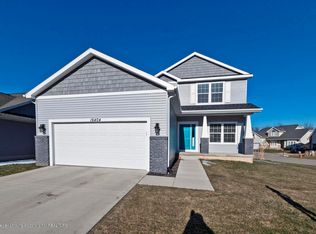 16404 Tres Beau Ln, East Lansing, MI 48823
