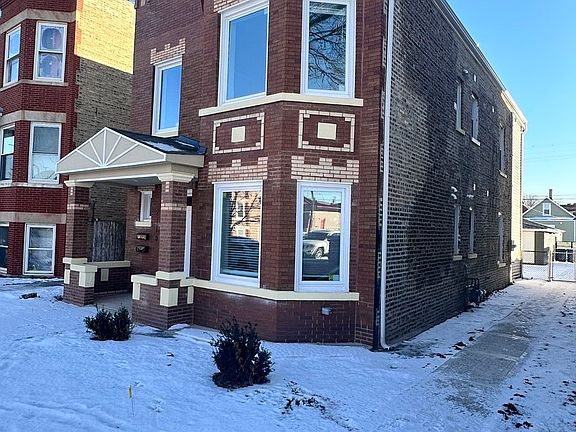 3rd image of 2115 S 58th Ave
