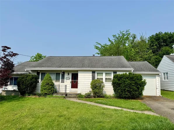 227 N Harrison St, Johnson City, NY 13790