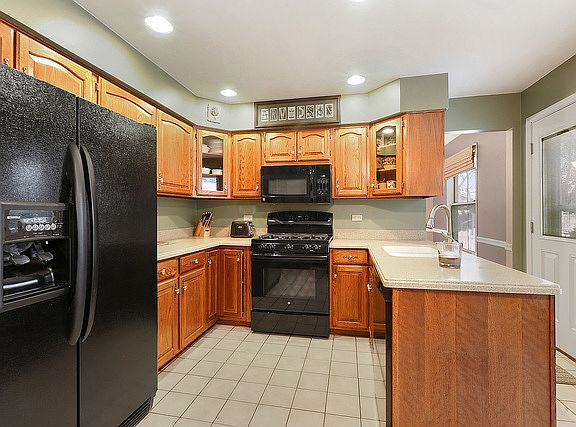 4th image of 12033 W Venetian Way