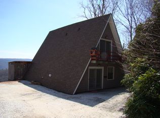 181 Red Bow Ln, Fancy Gap, VA 24328