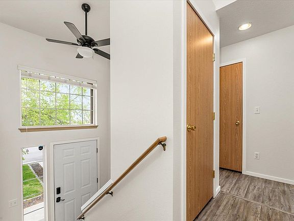 3rd image of 1018 N Lindsay St
