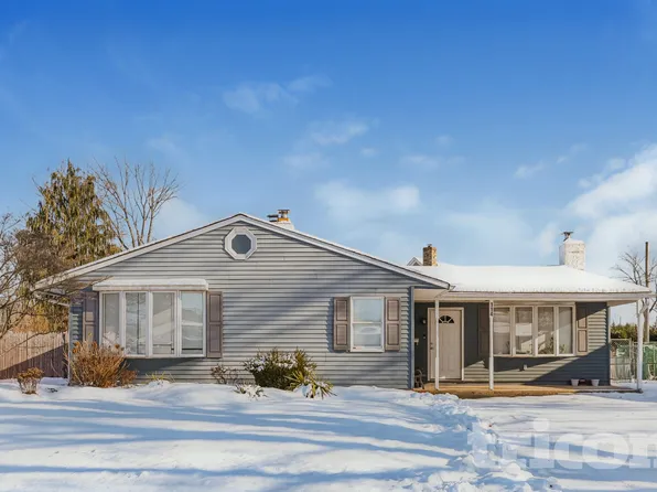 114 Timber Ln, Levittown, PA 19054