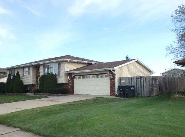 2nd image of 6447 Monda Ave