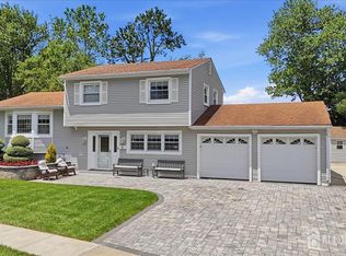 18 Stern Pl, Fords, NJ 08863