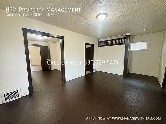 2nd image of 1937 Maple Ave NE
