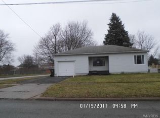189 Roncroff Dr, North Tonawanda, NY 14120