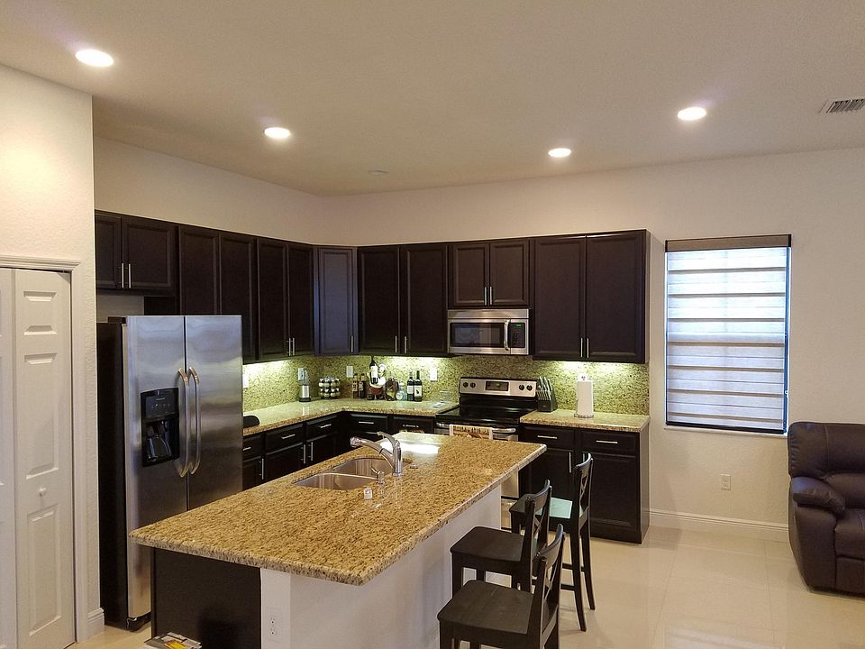 2nd image of 14835 SW 34th St