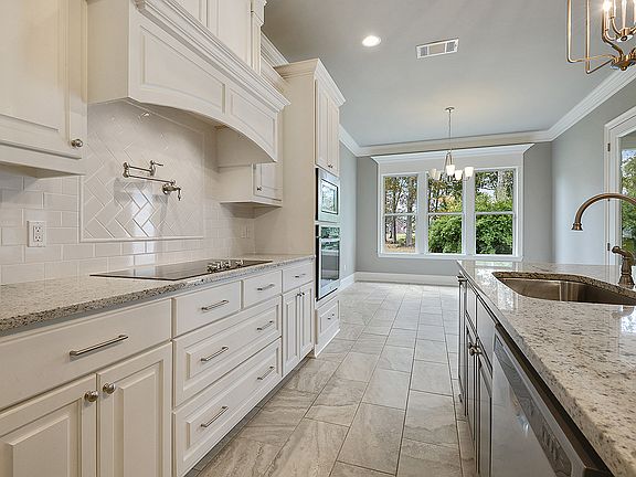 5th image of 40283 Kapelle Ave