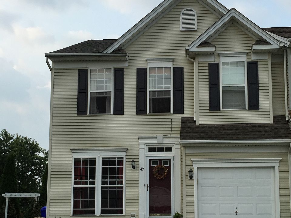 1st image of 49 Carla Ln