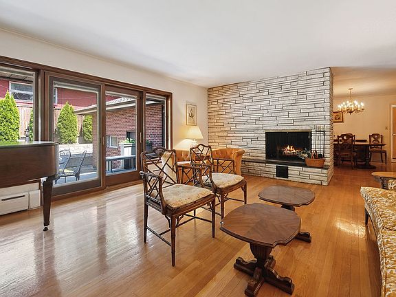 5th image of 8683 Marengo St