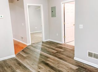 22 Ames St #ST1, Coventry, RI 02816