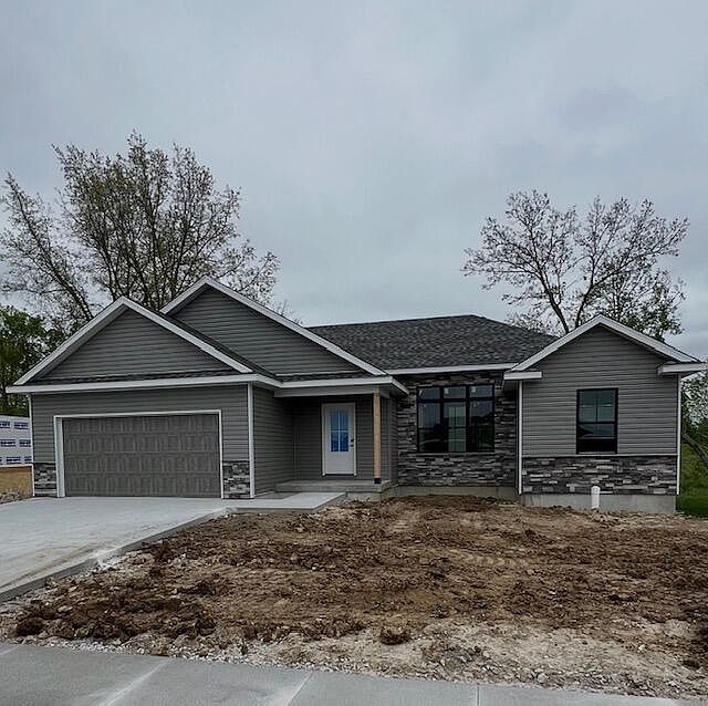 1st image of 4805 Treaty Dr
